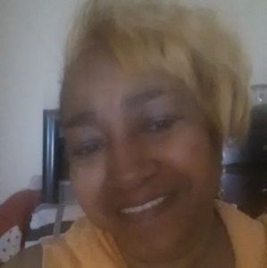 Meet your Posher, Joy